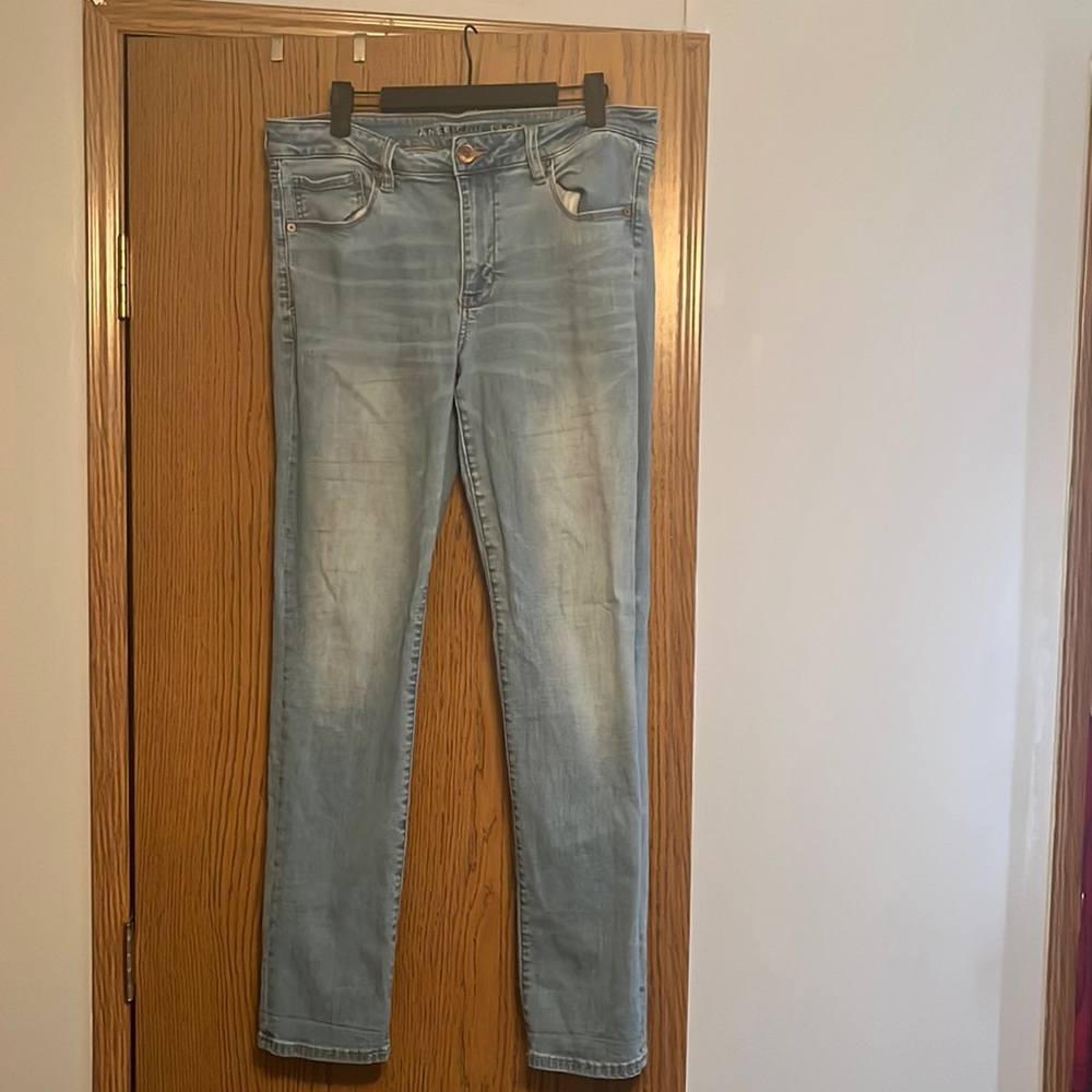 American Eagle skinny jeans